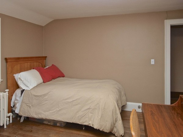 32 Oakhurst Circle Needham, MA 02492 - Photo 14 of 21 Gallery Image 14