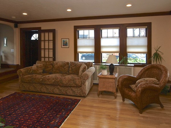 32 Oakhurst Circle Needham, MA 02492 - Photo 4 of 21 Gallery Image 4