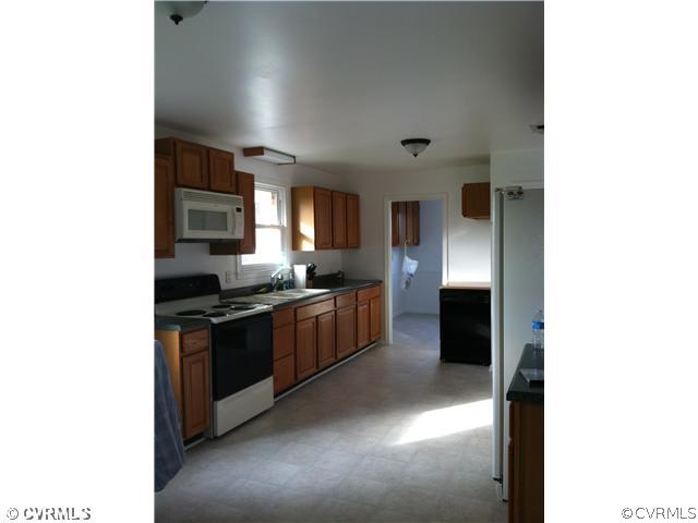 9110 Hines Road Disputanta, VA 23842 - Photo 5 of 7 Kitchen