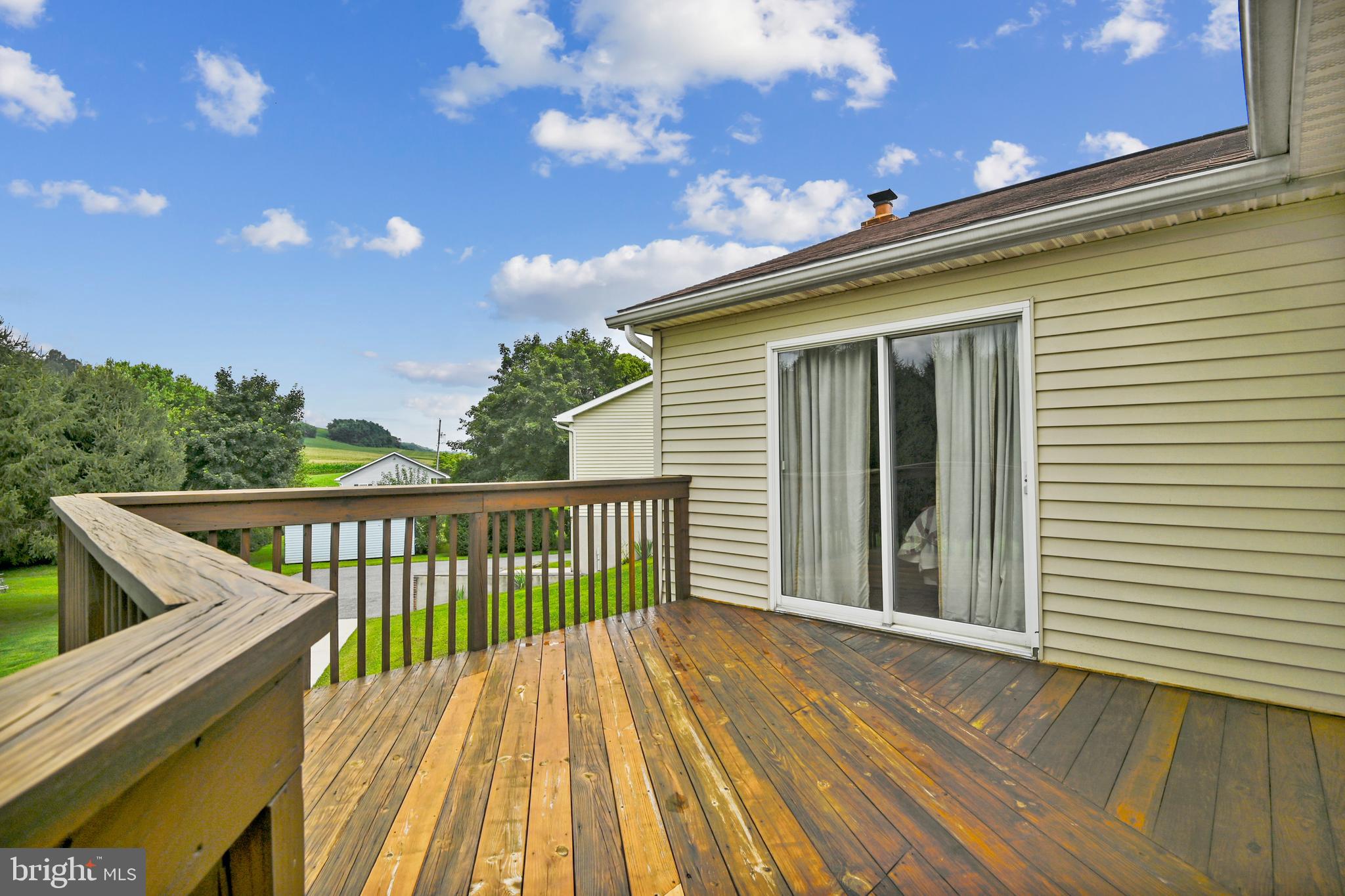4326 Lineboro Road Manchester, PA 21102 - Photo 14 of 46 Opens to Deck