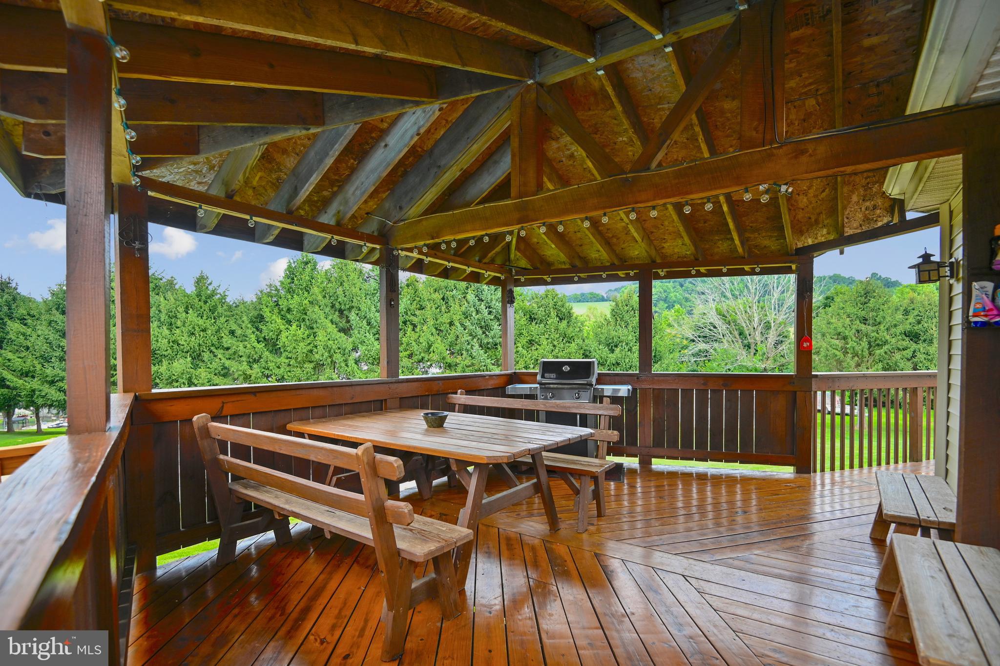 4326 Lineboro Road Manchester, PA 21102 - Photo 29 of 46 Covered Deck