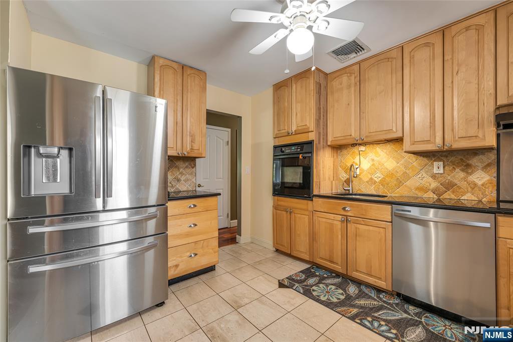 41 Shongum Road Randolph, NJ 07869 - Photo 11 of 36