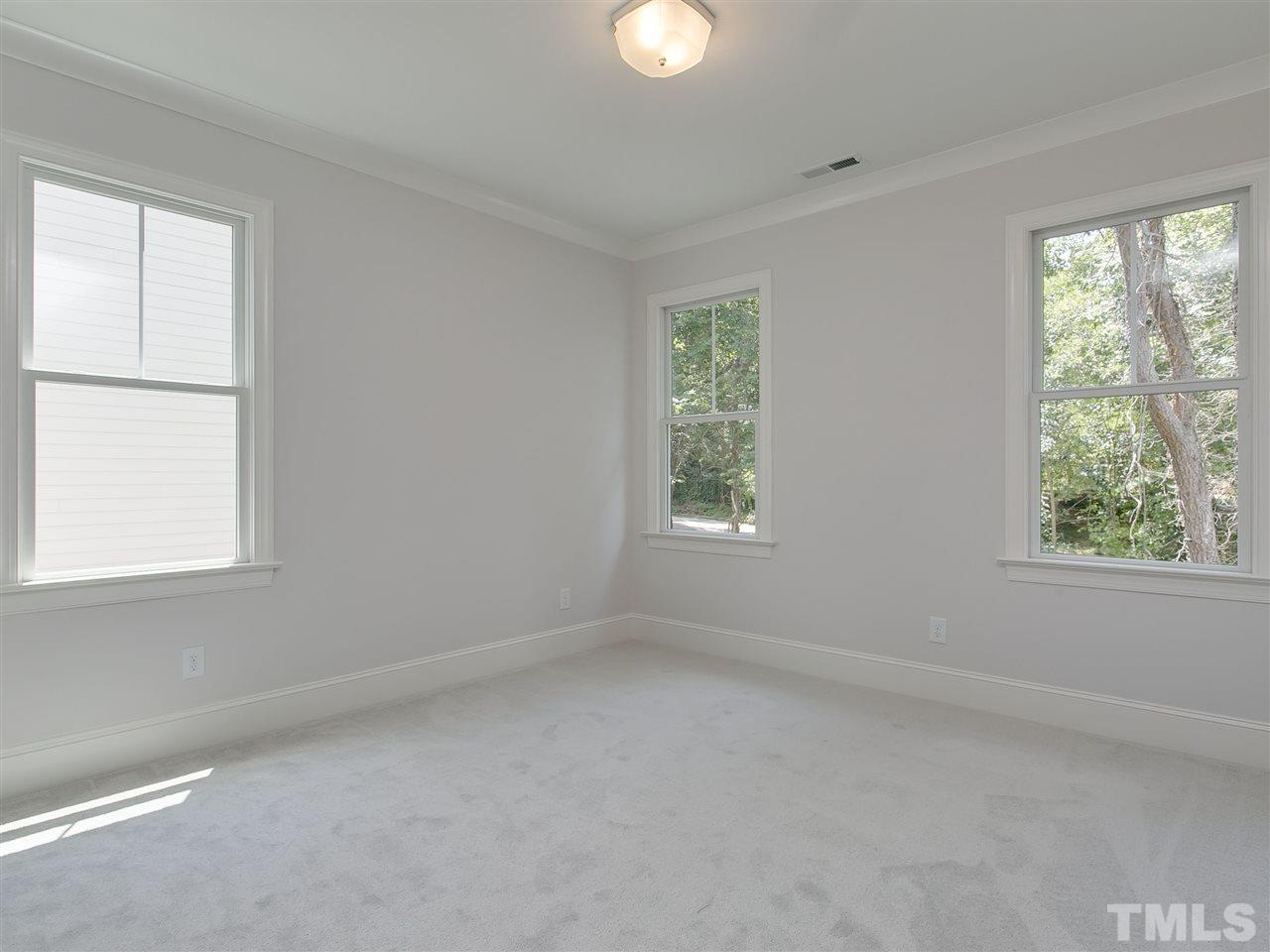 2701 1/2 Gordon Street Raleigh, NC 27608 - Photo 17 of 25