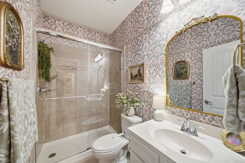 9614 Carson Lane Iowa Colony, TX 77583 - Photo 28 of 50 Full bathroom in front of home!