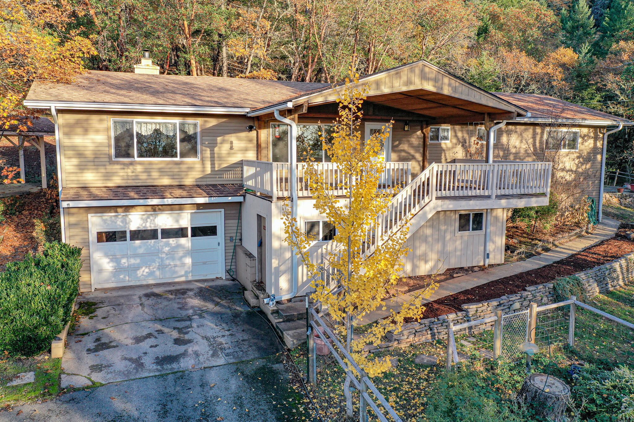783 Trollview Road Grants Pass, OR 97527 - Photo 1 of 49 DJI_0156