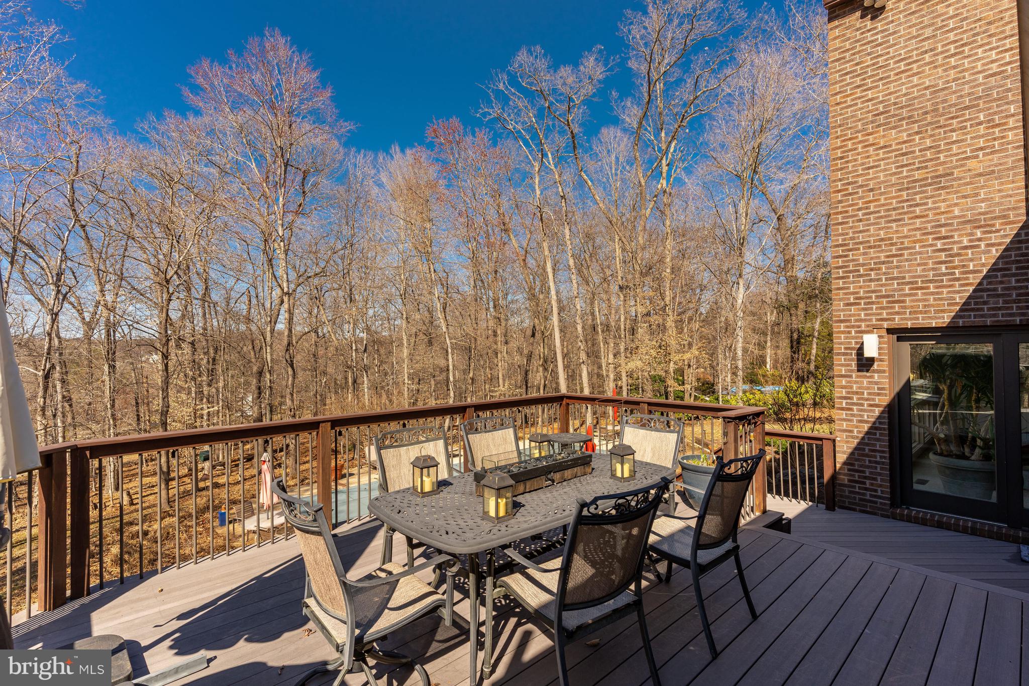 11000 Tara Road Potomac, MD 20854 - Photo 11 of 44 Outdoor Terrace