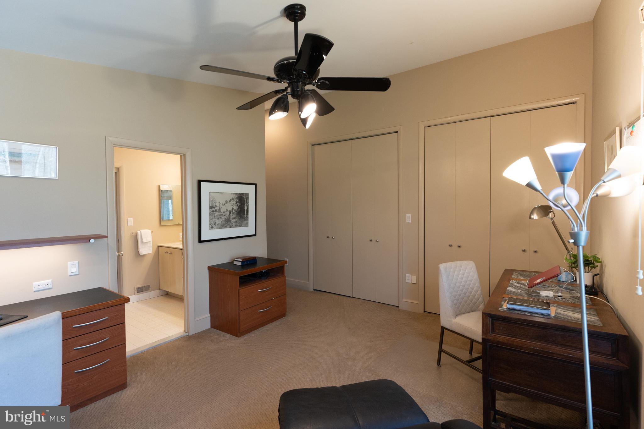 11000 Tara Road Potomac, MD 20854 - Photo 26 of 44 Bedroom 4/ Office 2 with Jack and Jill Bathroom