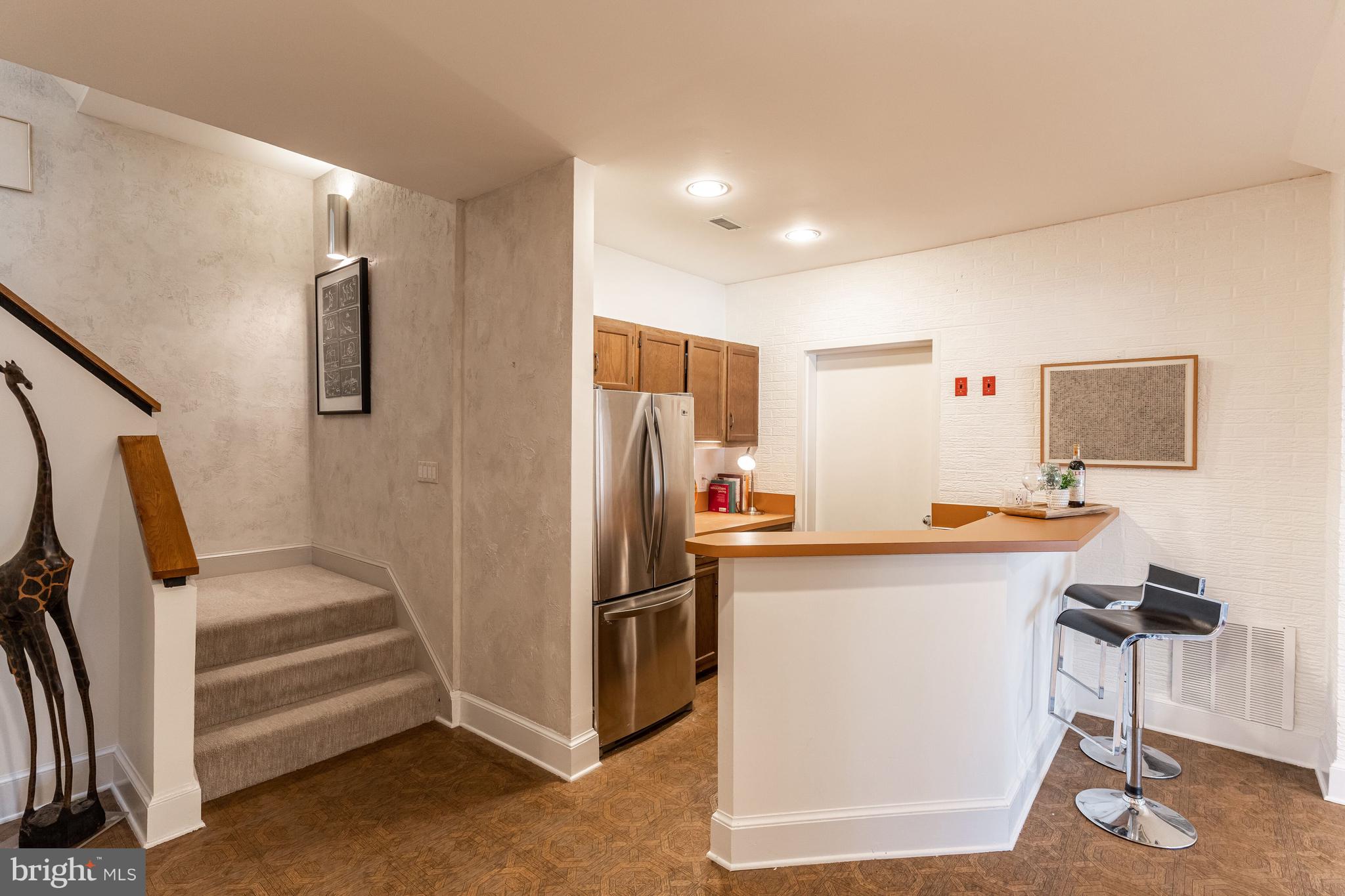 11000 Tara Road Potomac, MD 20854 - Photo 33 of 44 Lower Level Kitchenette