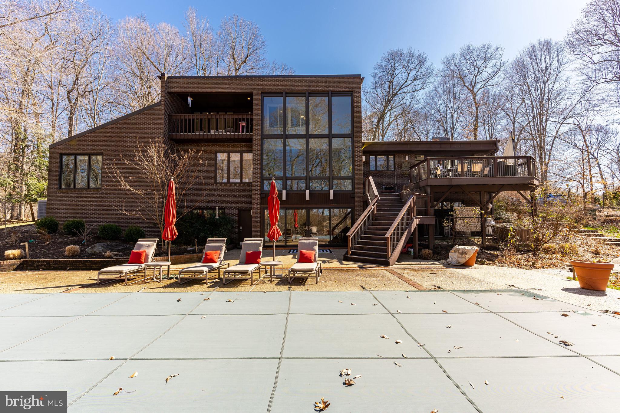 11000 Tara Road Potomac, MD 20854 - Photo 39 of 44 Rear Elevation