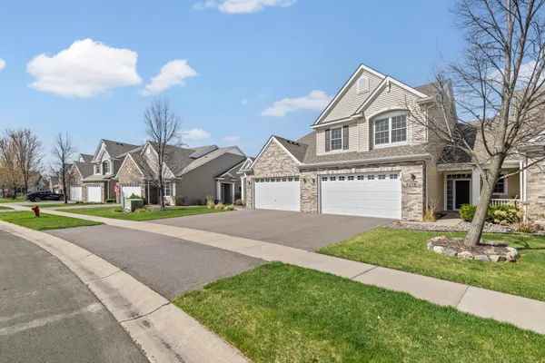 $410,000 | 9741 Alvarado Lane North, Unit 3802, Maple Grove, MN 55311