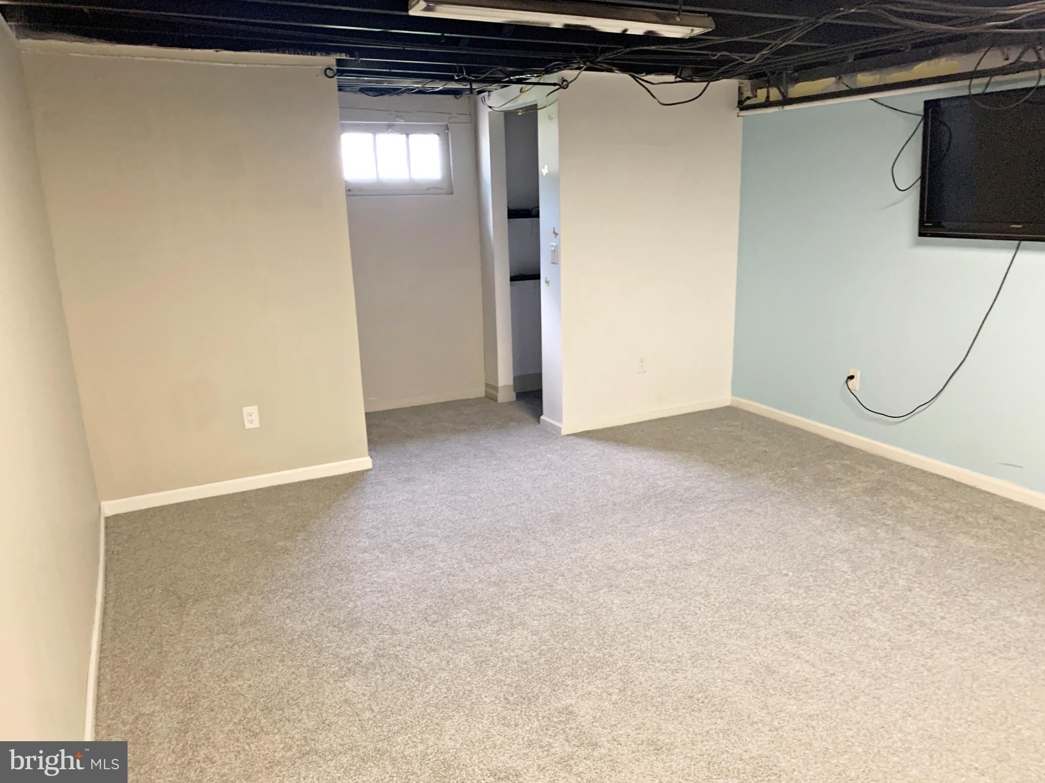 563 Durham Road Langhorne, PA 19047 - Photo 32 of 35 Bonus Room Vloset