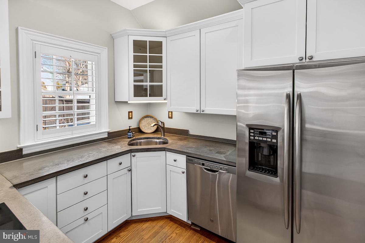 100 East Maple Street Alexandria, VA 22301 - Photo 20 of 114