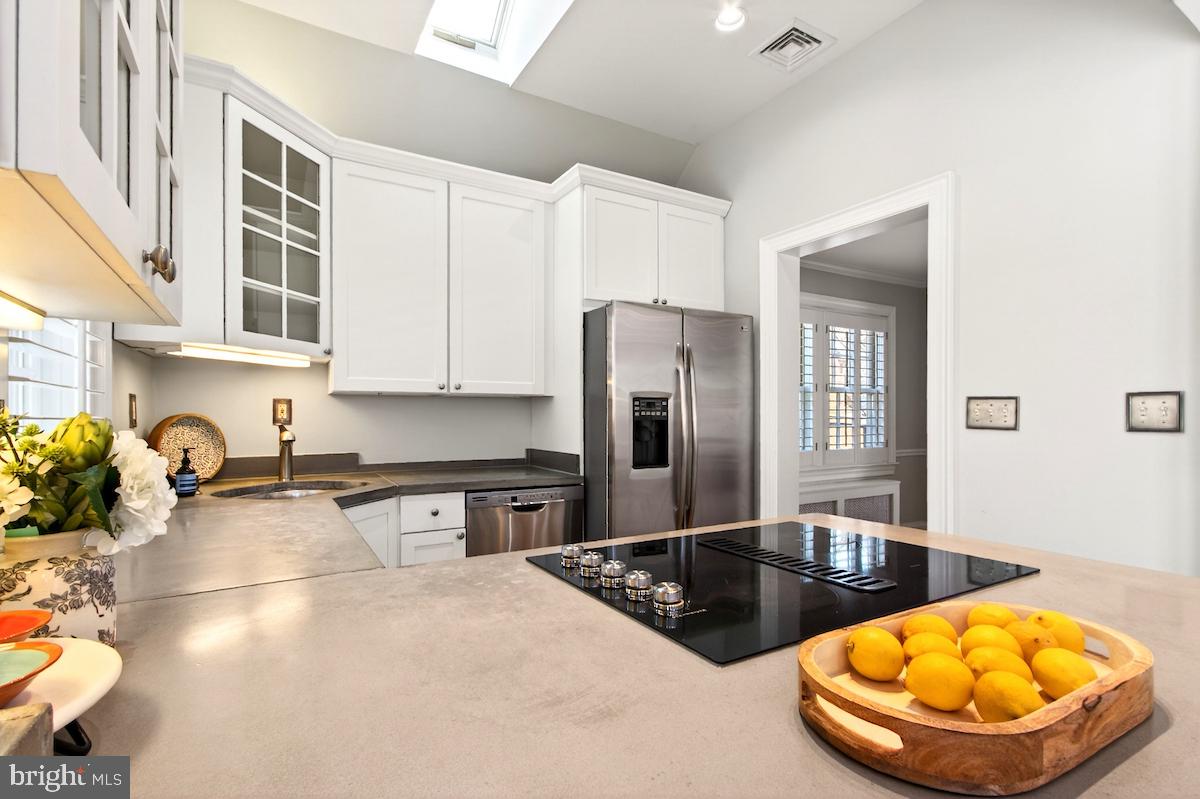 100 East Maple Street Alexandria, VA 22301 - Photo 25 of 114