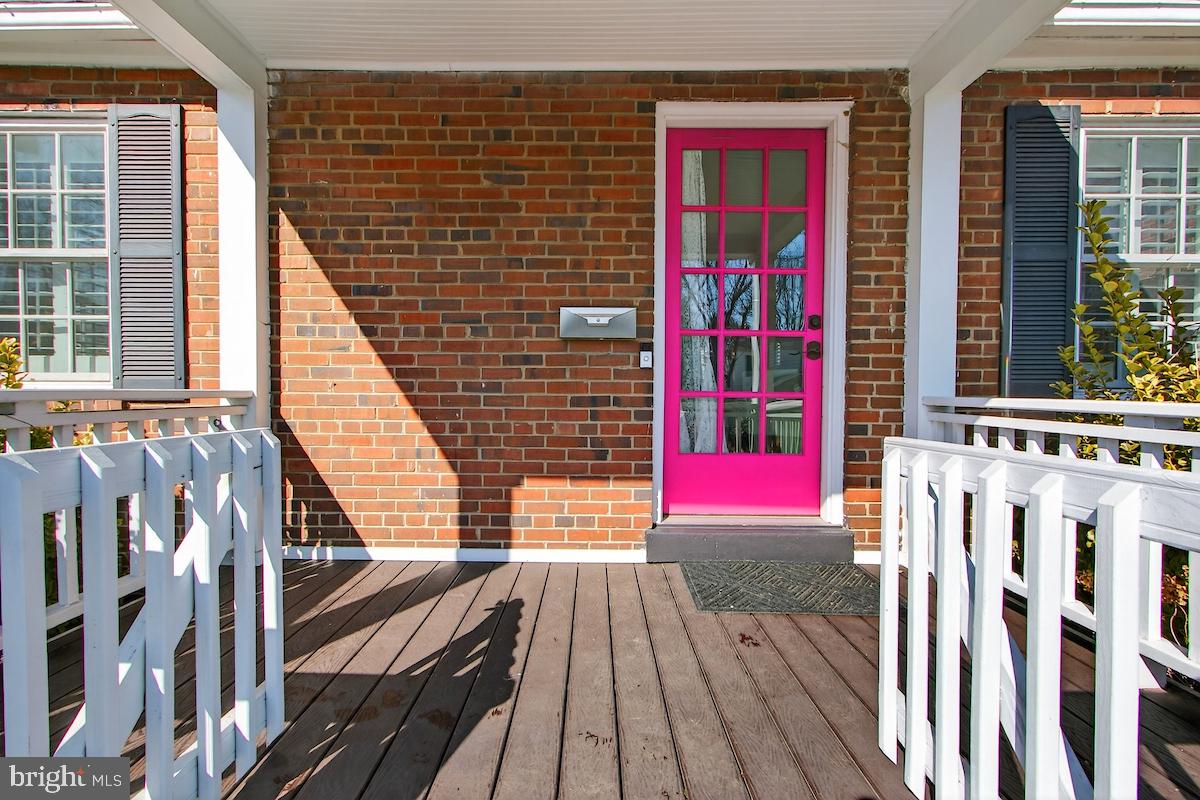 100 East Maple Street Alexandria, VA 22301 - Photo 4 of 114