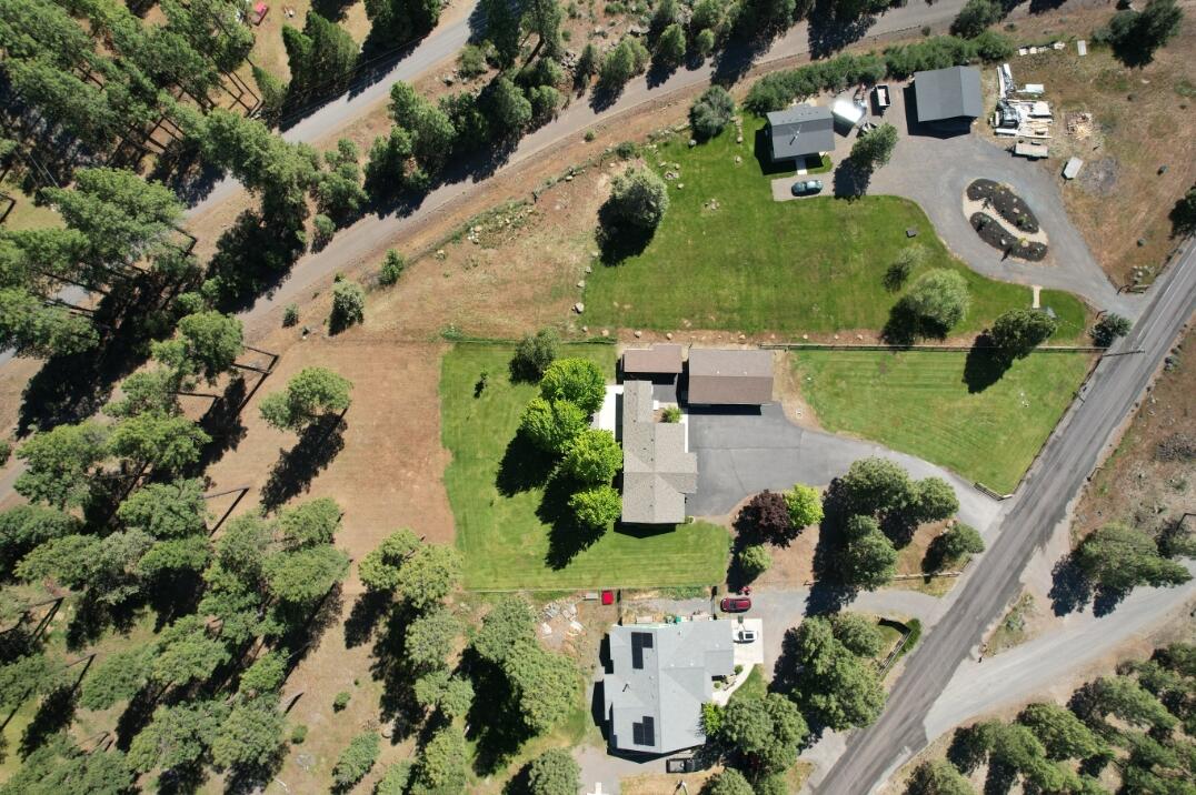 9871 Old Wagon Road Klamath Falls, OR 97601 - Photo 32 of 32 83949