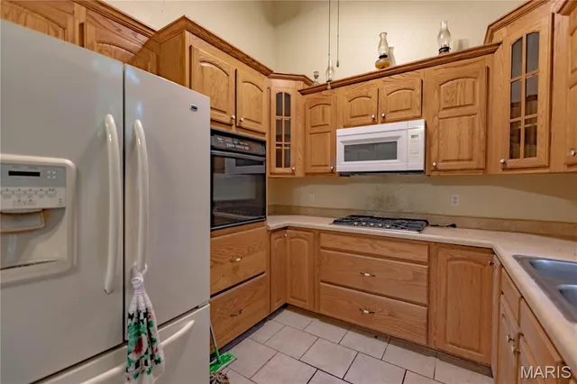 $799,500 | 9815 County Road 2780, Mountain View, MO 65548