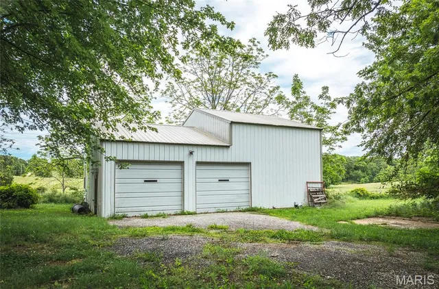 $799,500 | 9815 County Road 2780, Mountain View, MO 65548