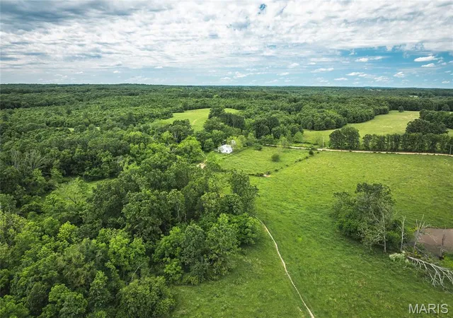 $799,500 | 9815 County Road 2780, Mountain View, MO 65548