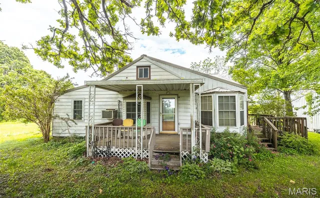 $799,500 | 9815 County Road 2780, Mountain View, MO 65548