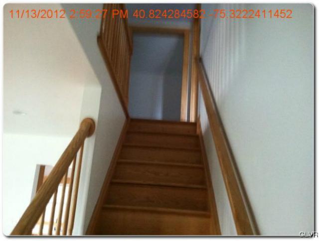 283 East Moorestown Road Wind Gap, PA 18091 - Photo 17 of 20 a view of entryway