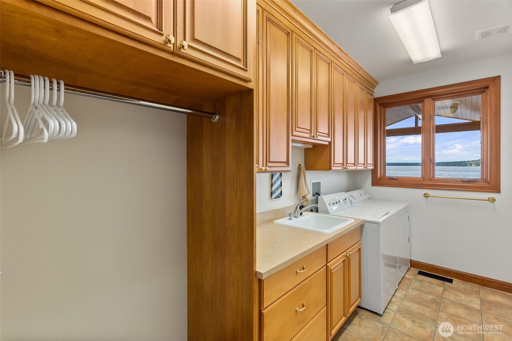406 76th Way Northeast Olympia, WA 98506 - Photo 31 of 40