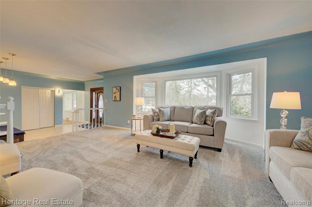 654 Old Perch Road Rochester Hills, MI 48309 - Photo 8 of 61
