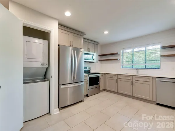 $2,075 | 1518 Mimosa Avenue, Charlotte, NC 28205