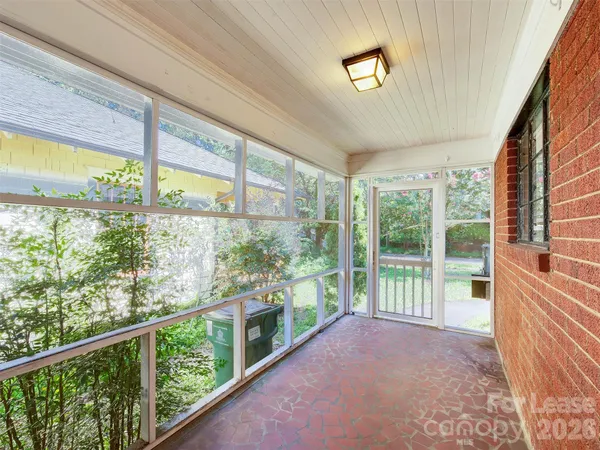 $2,075 | 1518 Mimosa Avenue, Charlotte, NC 28205