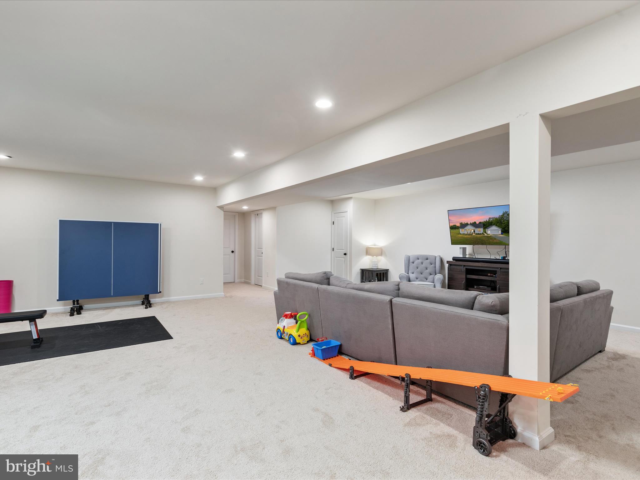 4576 Midland Road Midland, VA 22728 - Photo 23 of 39 lots of room