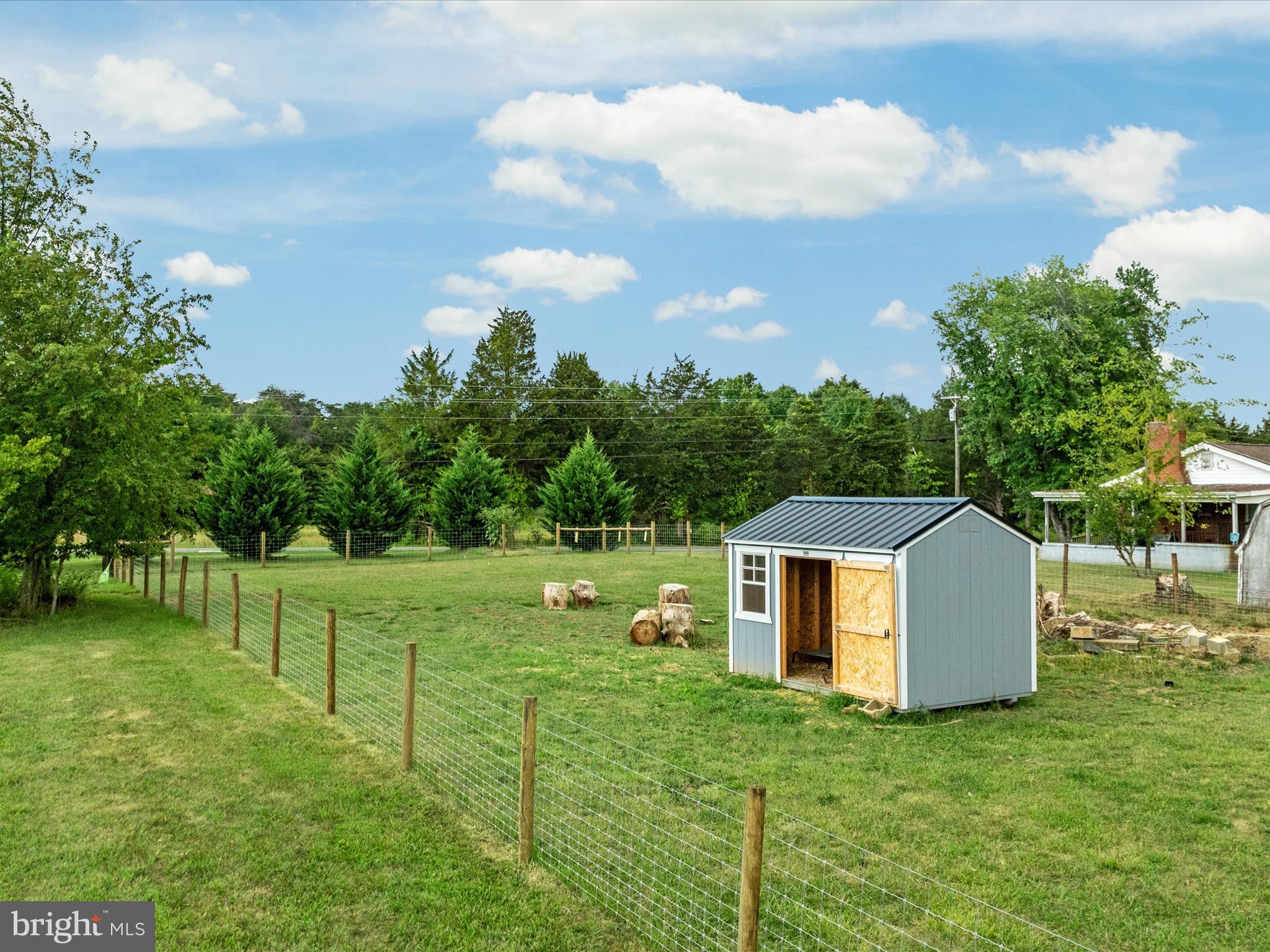 4576 Midland Road Midland, VA 22728 - Photo 34 of 39 animal buildings/coop convey