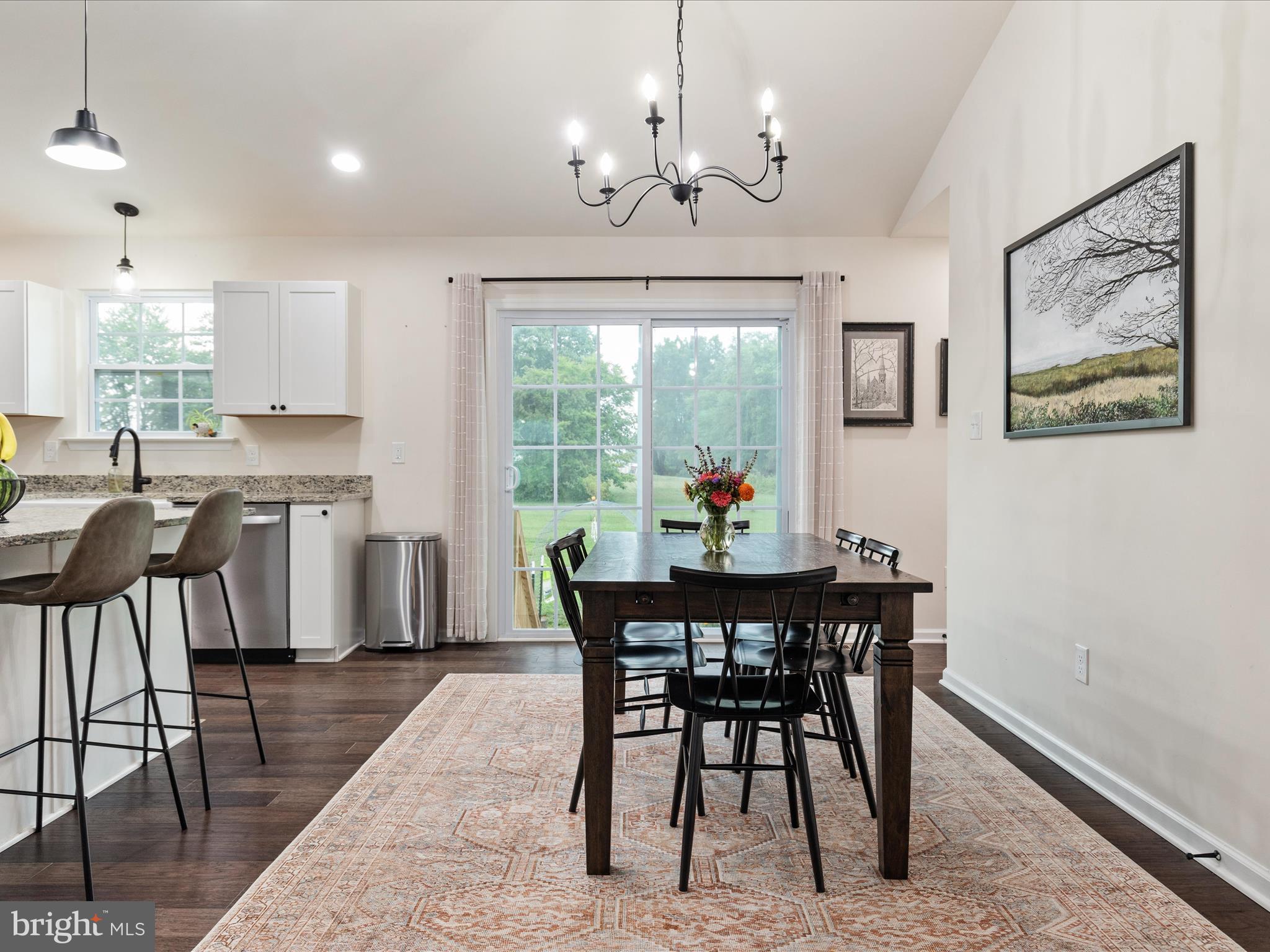 4576 Midland Road Midland, VA 22728 - Photo 10 of 39 dining area off kitchen with door to back patio