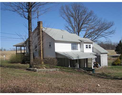 217 Unionville Road Butler, PA 16001 - Photo 2 of 11 Exterior Back.