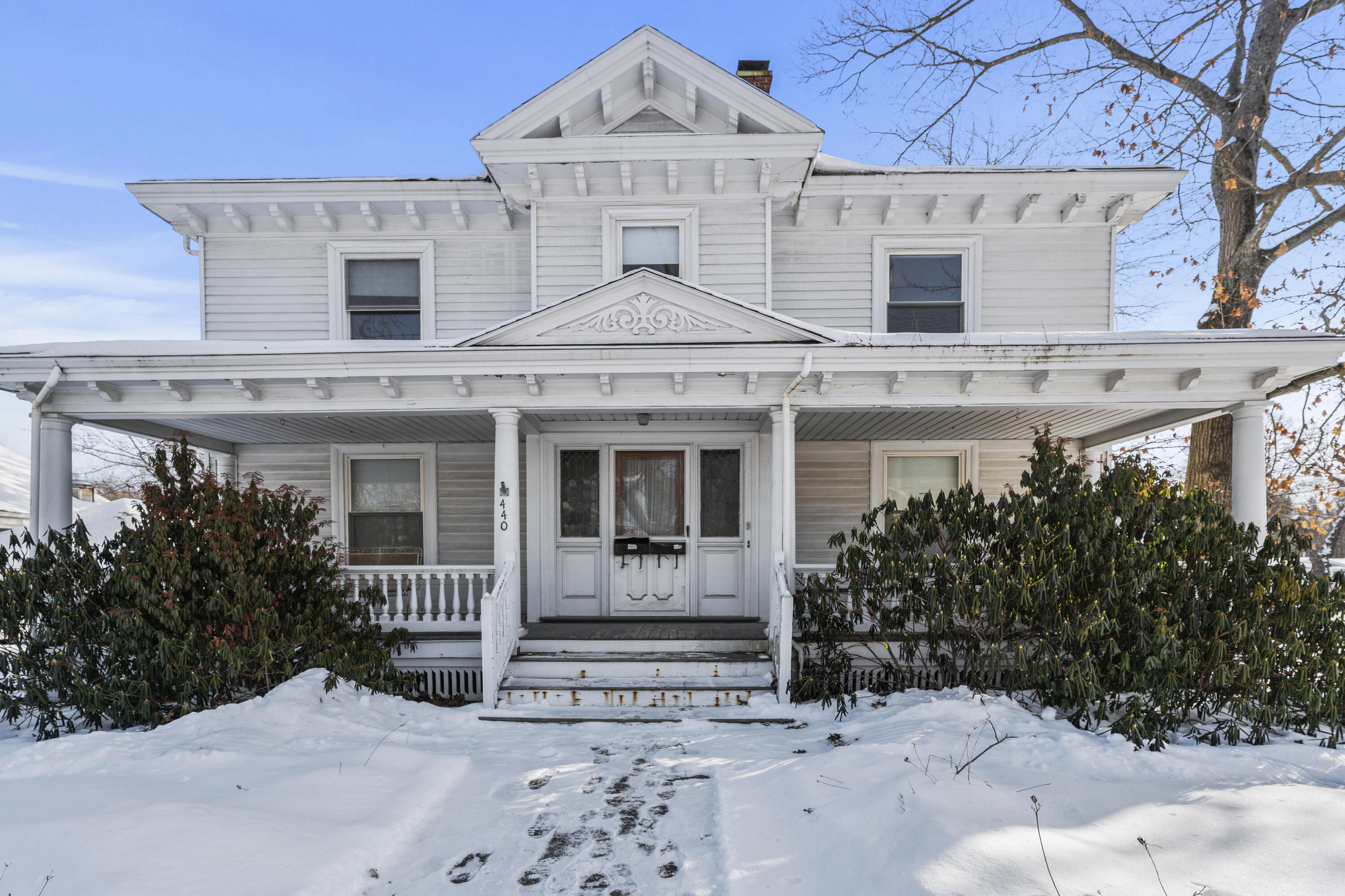 440 South Main Street Brewer, ME 04412 - Photo 2 of 43 DSC04556