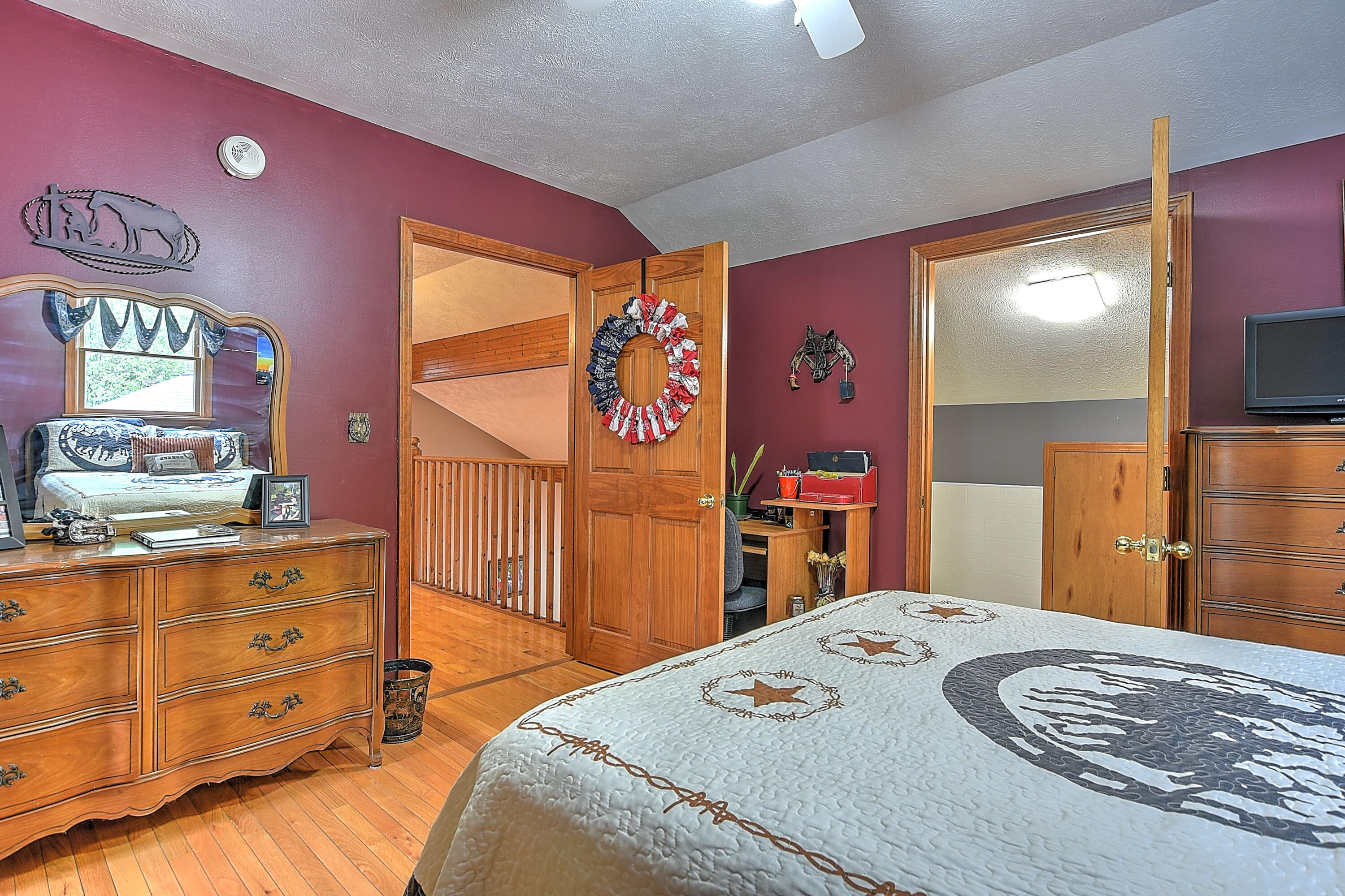 16260 Rust Hollow Road Abingdon, VA 24210 - Photo 34 of 47 16260 Rust Hollow-24