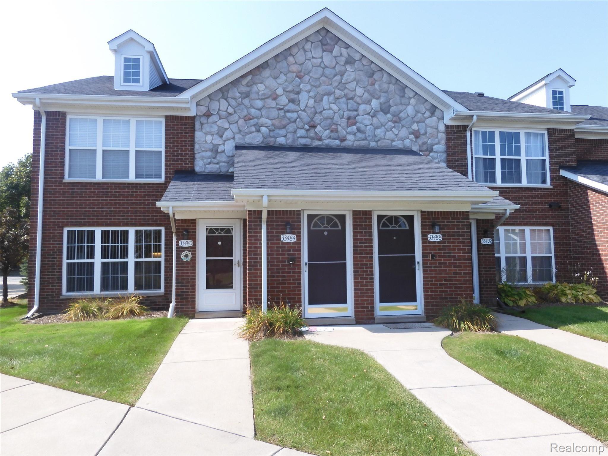 33480 Utica Road Fraser, MI 48026 - Photo 2 of 31 2 Front Entrace.JPG