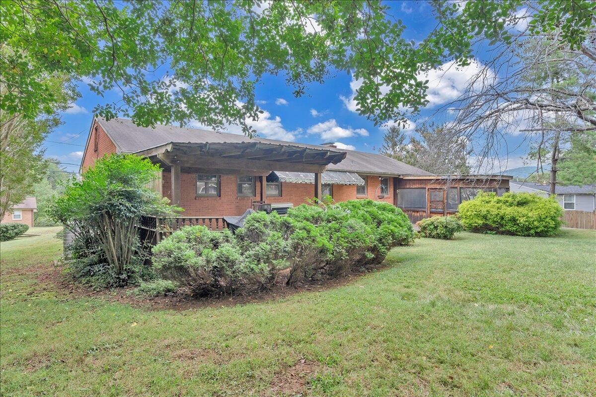 1525 West Ruritan Road Roanoke, VA 24012 - Photo 46 of 62 46-MIB06646