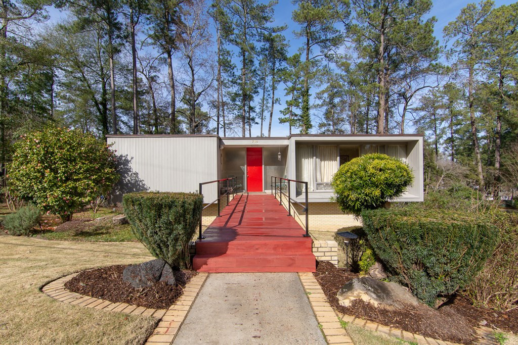 735 Oberlin Road Augusta, GA 30909 - Photo 4 of 42