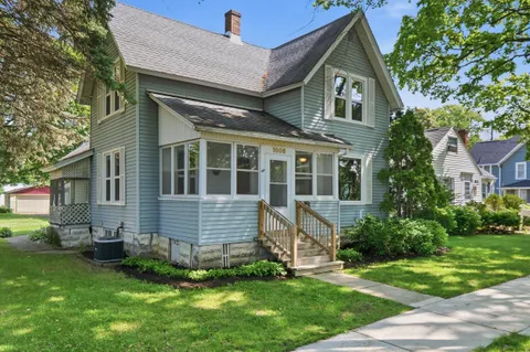 $375,000 | 1008 Giles Street, Stoughton, WI 53589