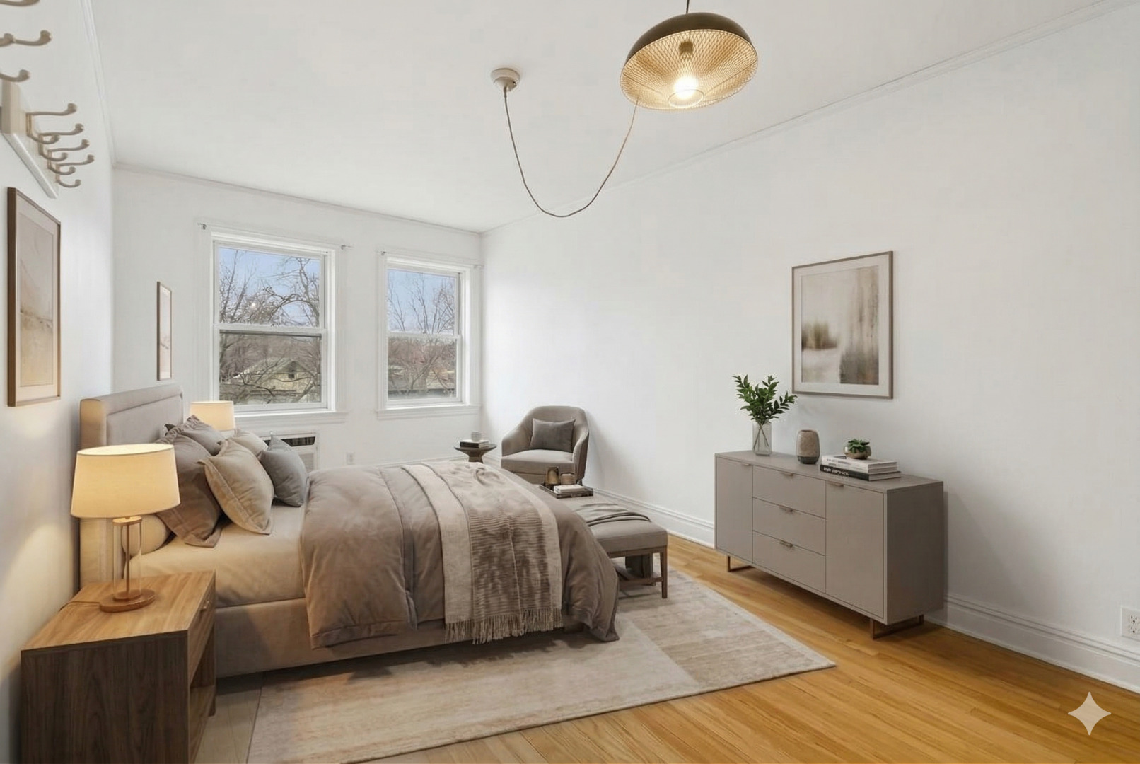 540 Sheridan Road, Unit 3 Evanston, IL 60202 - Photo 17 of 25 a bedroom with a bed and window