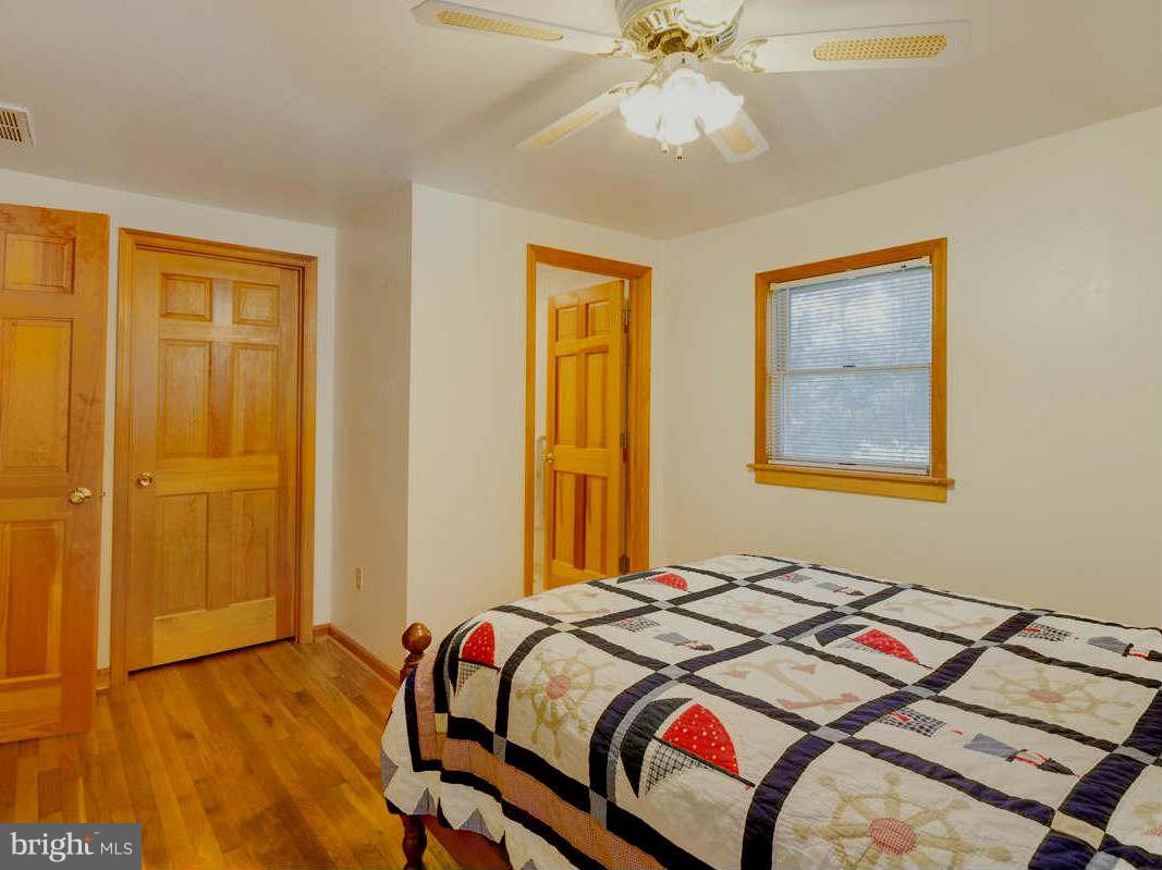 478 Edgewater Road Pasadena, MD 21122 - Photo 15 of 22 Bedroom (Master)