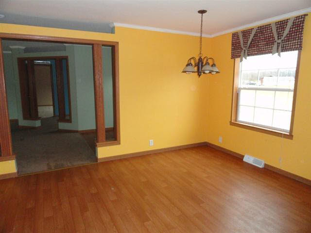 4679 South Cauble Road Salem, IN 47167 - Photo 4 of 10