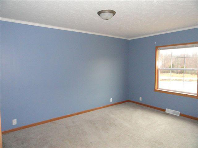 4679 South Cauble Road Salem, IN 47167 - Photo 5 of 10