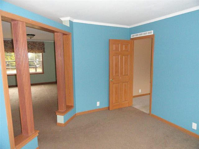 4679 South Cauble Road Salem, IN 47167 - Photo 7 of 10