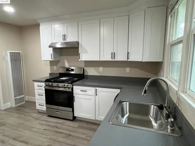 $2,395 | Heights-West Boulevard, Pittsburg, CA 94565