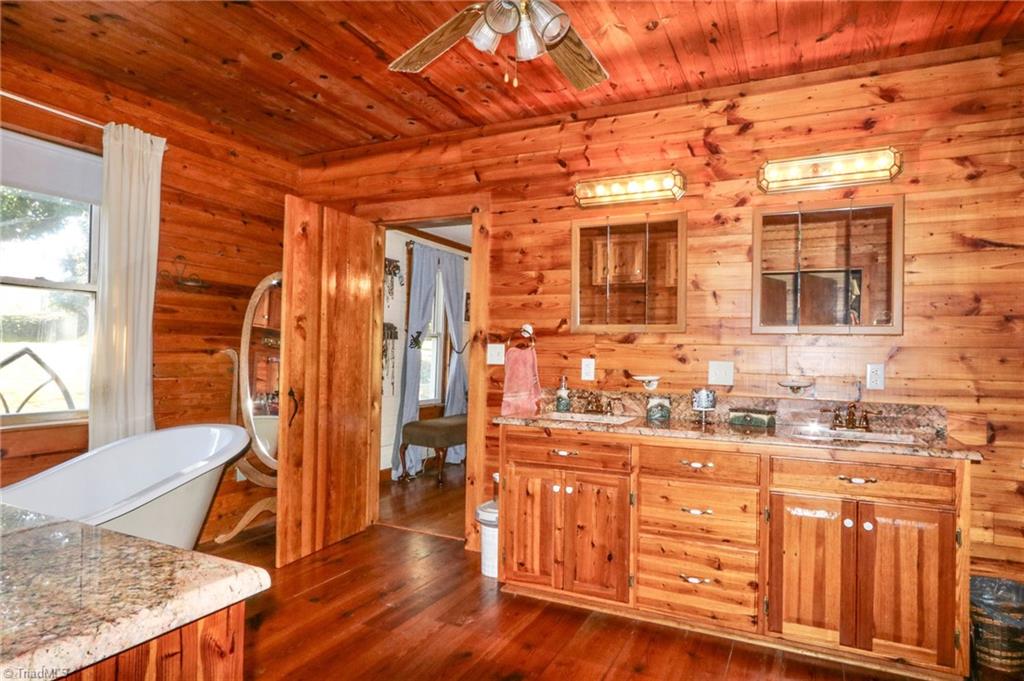 245 Old Highway 60 Ronda, NC 28670 - Photo 16 of 50 Gallery Image 16