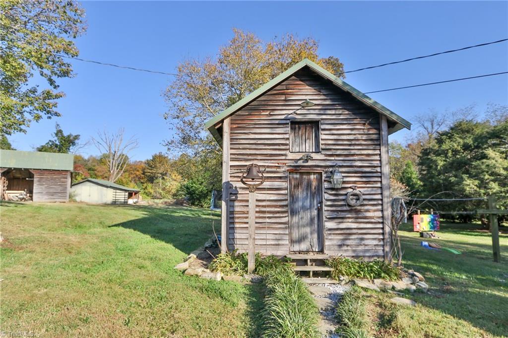 245 Old Highway 60 Ronda, NC 28670 - Photo 35 of 50 Gallery Image 35