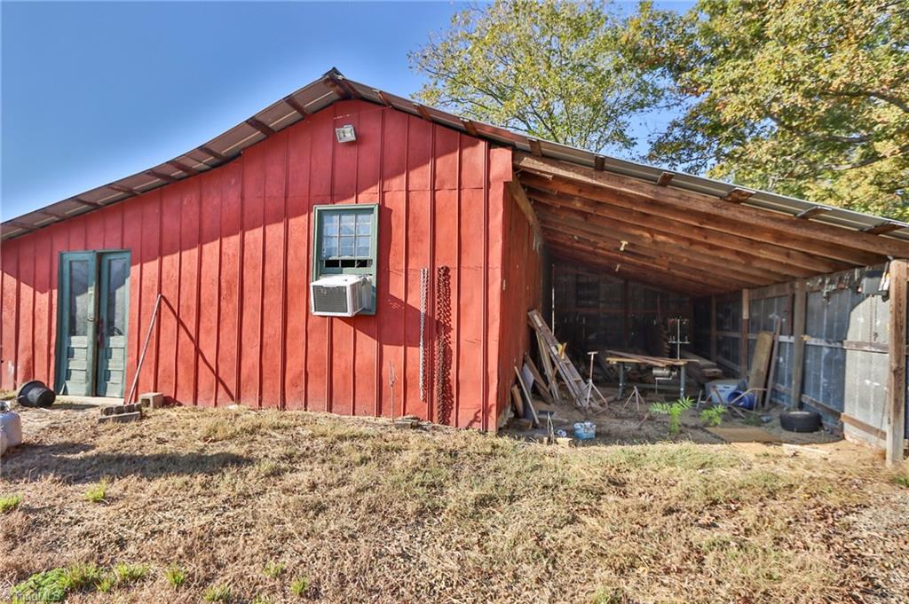 245 Old Highway 60 Ronda, NC 28670 - Photo 39 of 50 Gallery Image 39