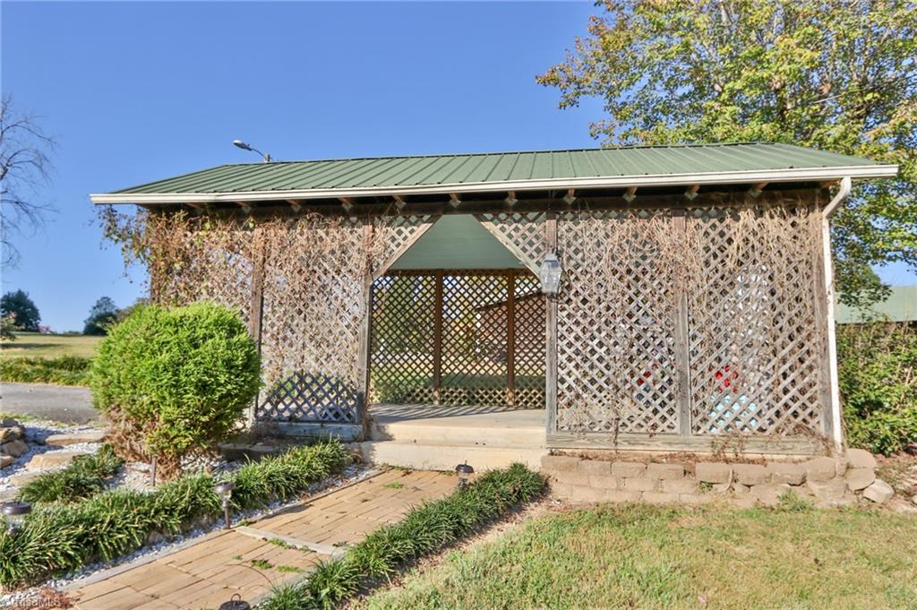 245 Old Highway 60 Ronda, NC 28670 - Photo 42 of 50 Gallery Image 42