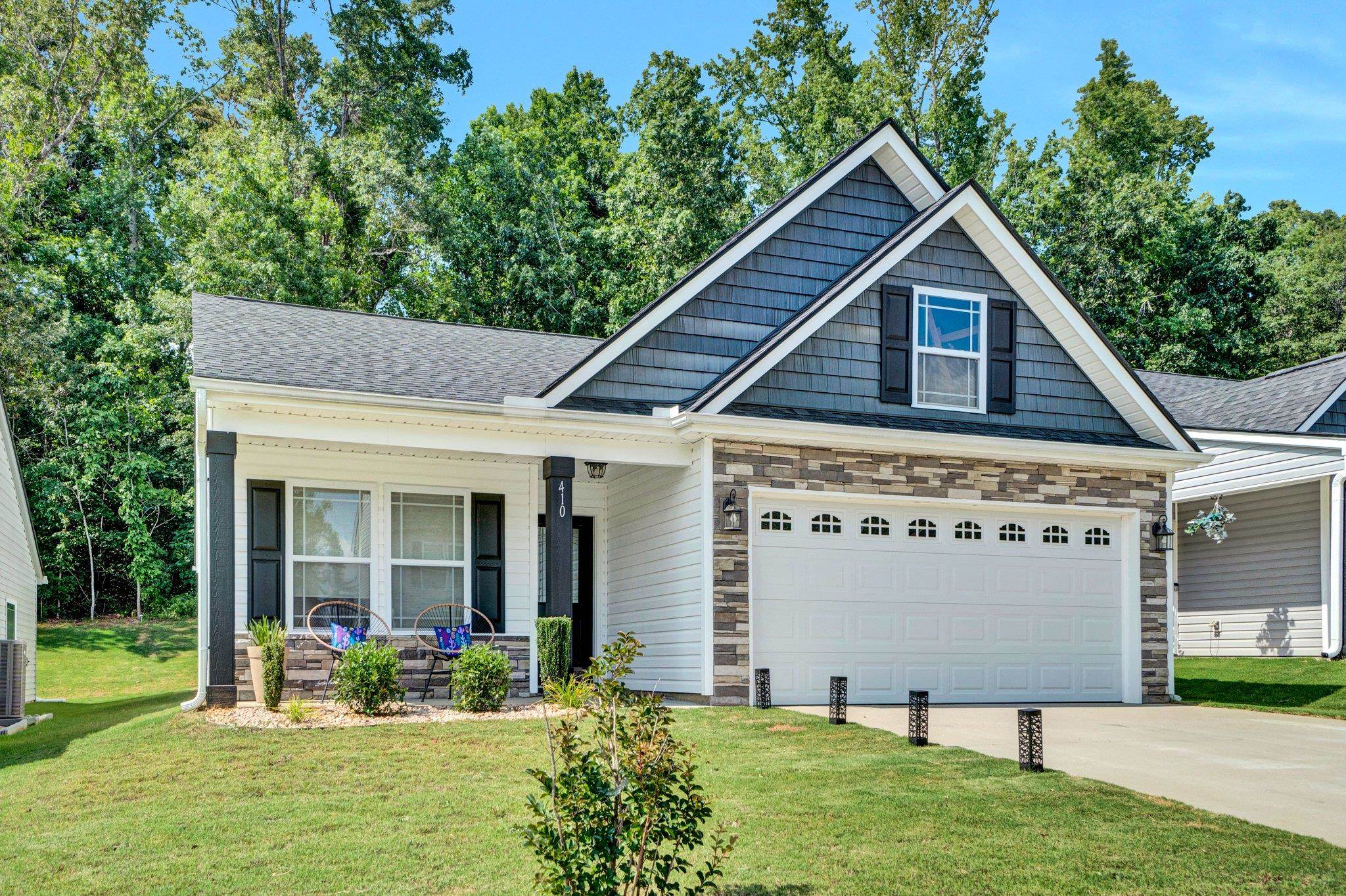 410 Bud Farmer Place Inman, SC 29349 - Photo 2 of 38 Gallery Image 2