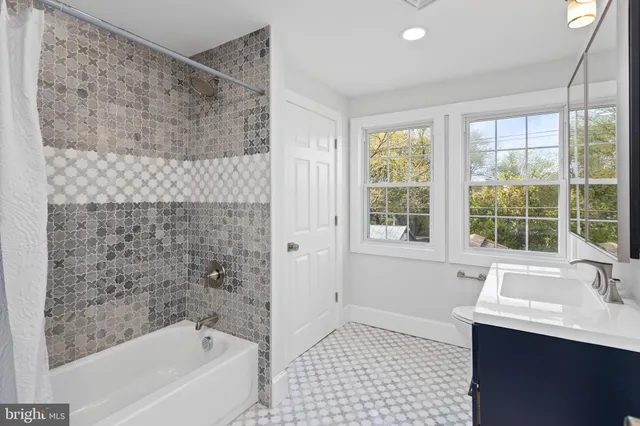 $3,300 | 36 Chest-Georgetown Road, Columbus, NJ 08022